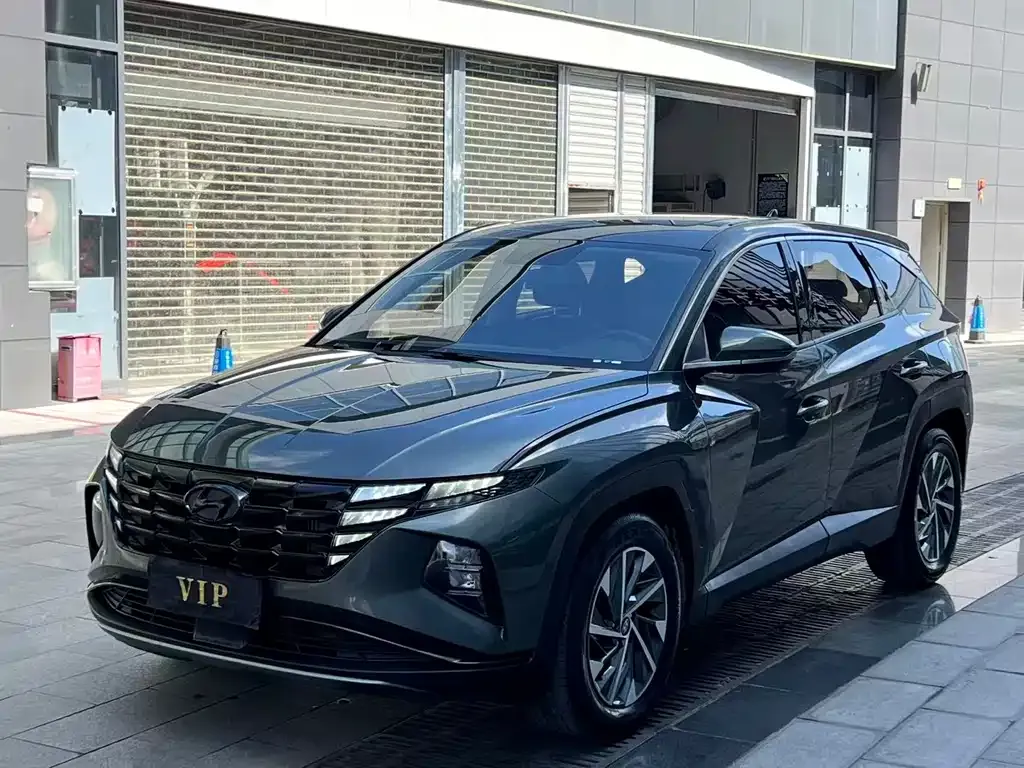 Hyundai Tucson — фото 1