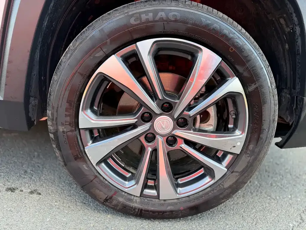 Changan CS35PLUS — фото 3