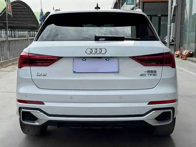 Audi Q3 — фото 7