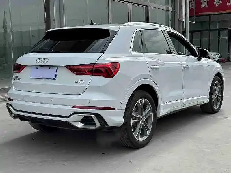 Audi Q3 — фото 3