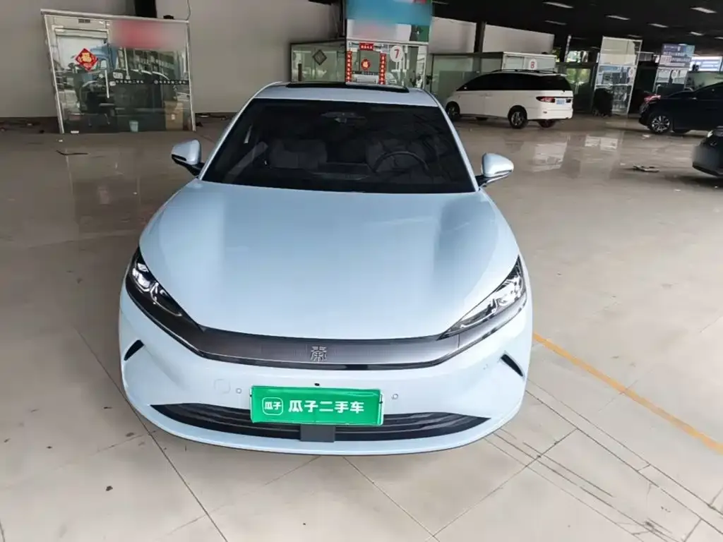 BYD Qin L — фото 6