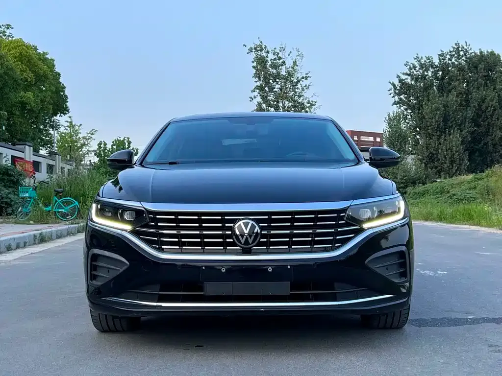 Volkswagen Passat — фото 3