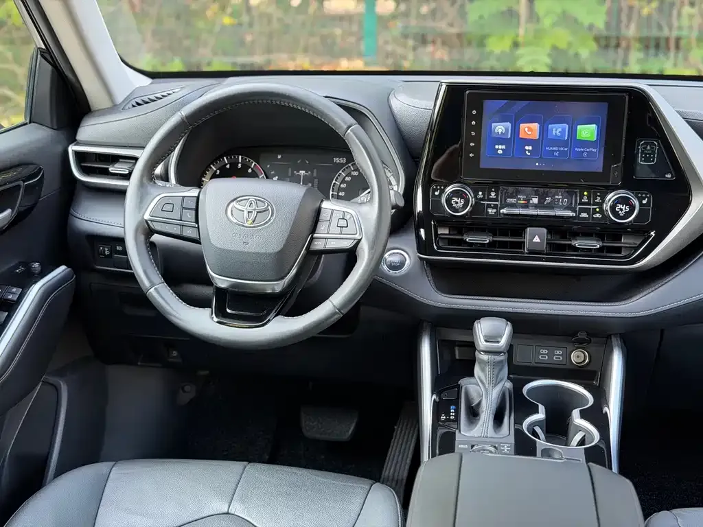 Toyota Highlander — фото 4