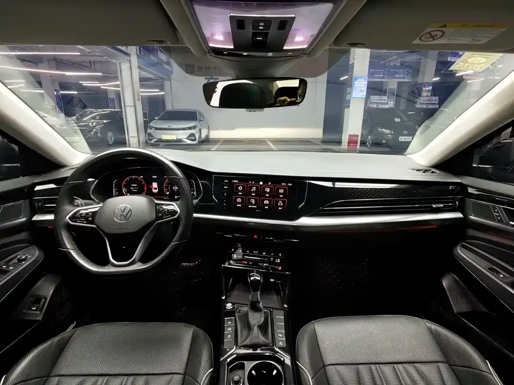 Volkswagen Passat — фото 8