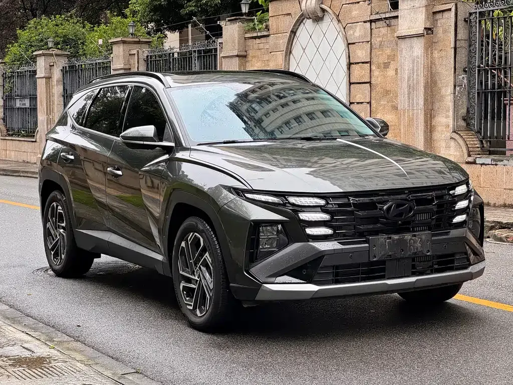 Hyundai Tucson — фото 5