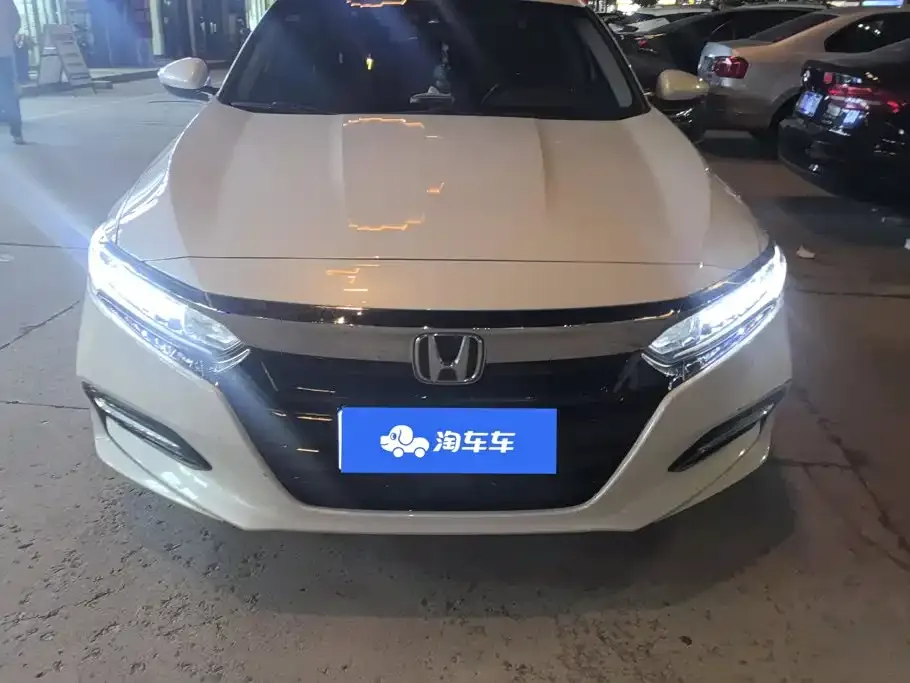 Honda Accord — фото 5