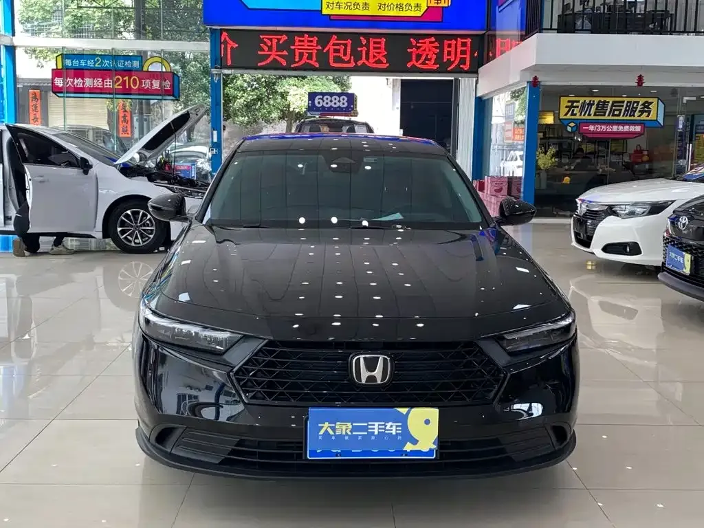 Honda Accord — фото 4