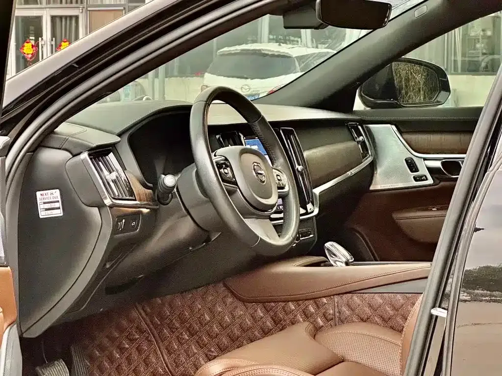 Volvo S90 — фото 2
