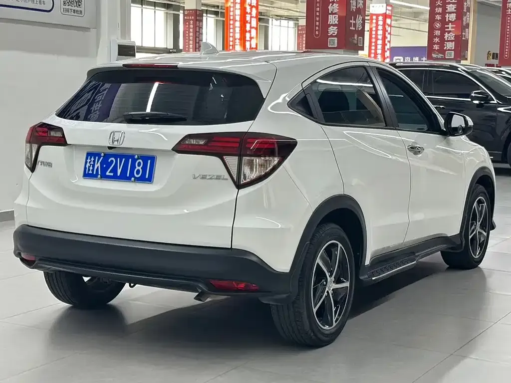 Honda Vezel — фото 8