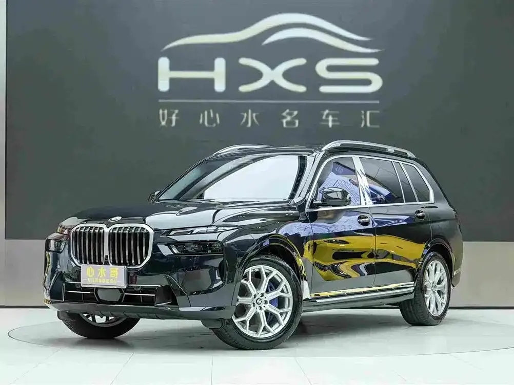 BMW X7 — фото 1