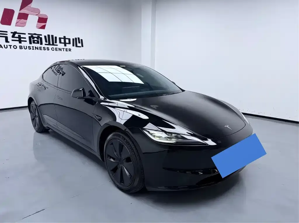 Tesla Model 3 — фото 3