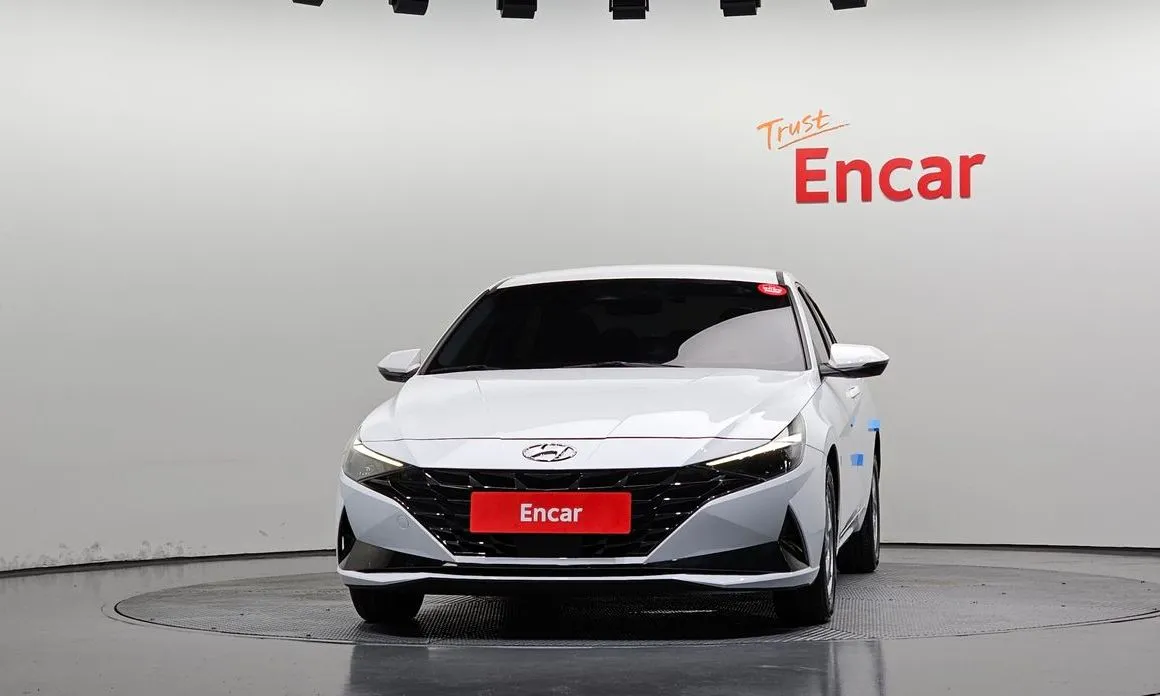 Hyundai AVANTE — фото 2