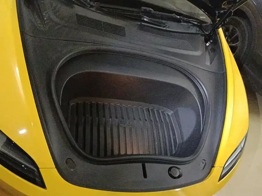 Tesla Model 3 — фото 10