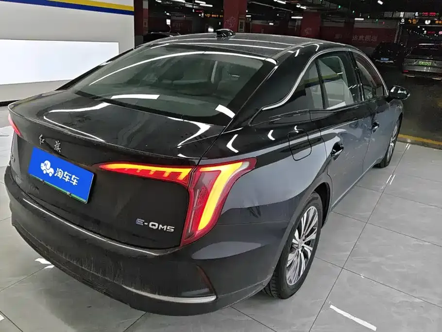 Hongqi E-QM5 — фото 7