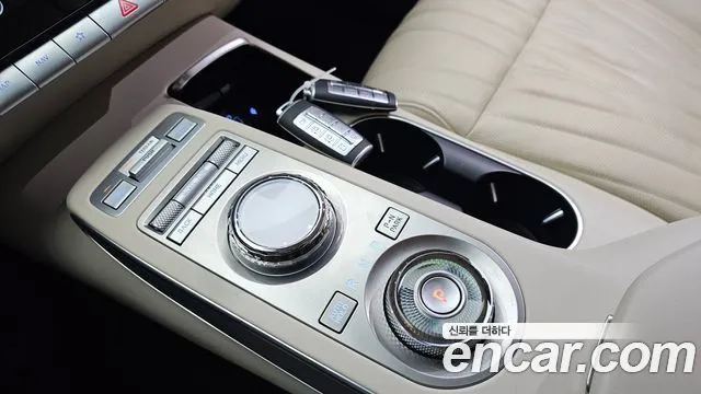 Genesis GV70 — фото 4