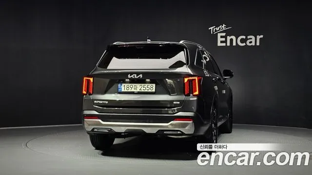 Kia Sorento — фото 9