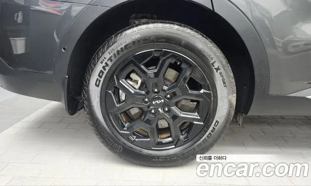 Kia Sorento — фото 5