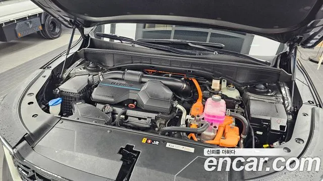 Kia Sorento — фото 8