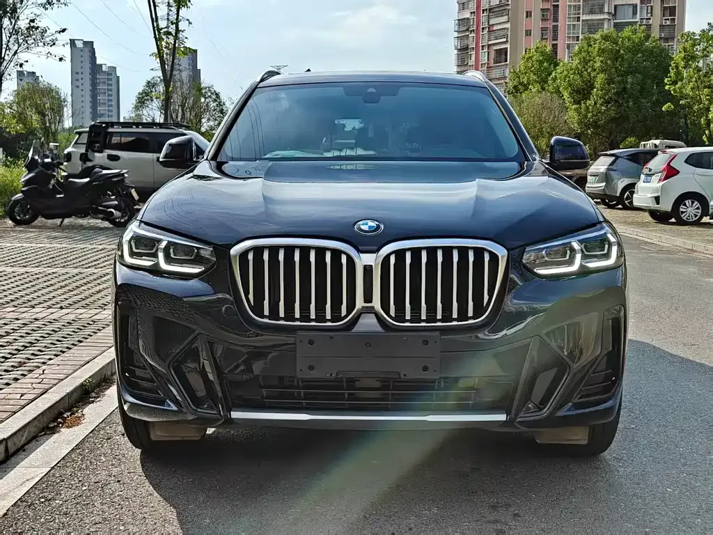 BMW X3 — фото 8