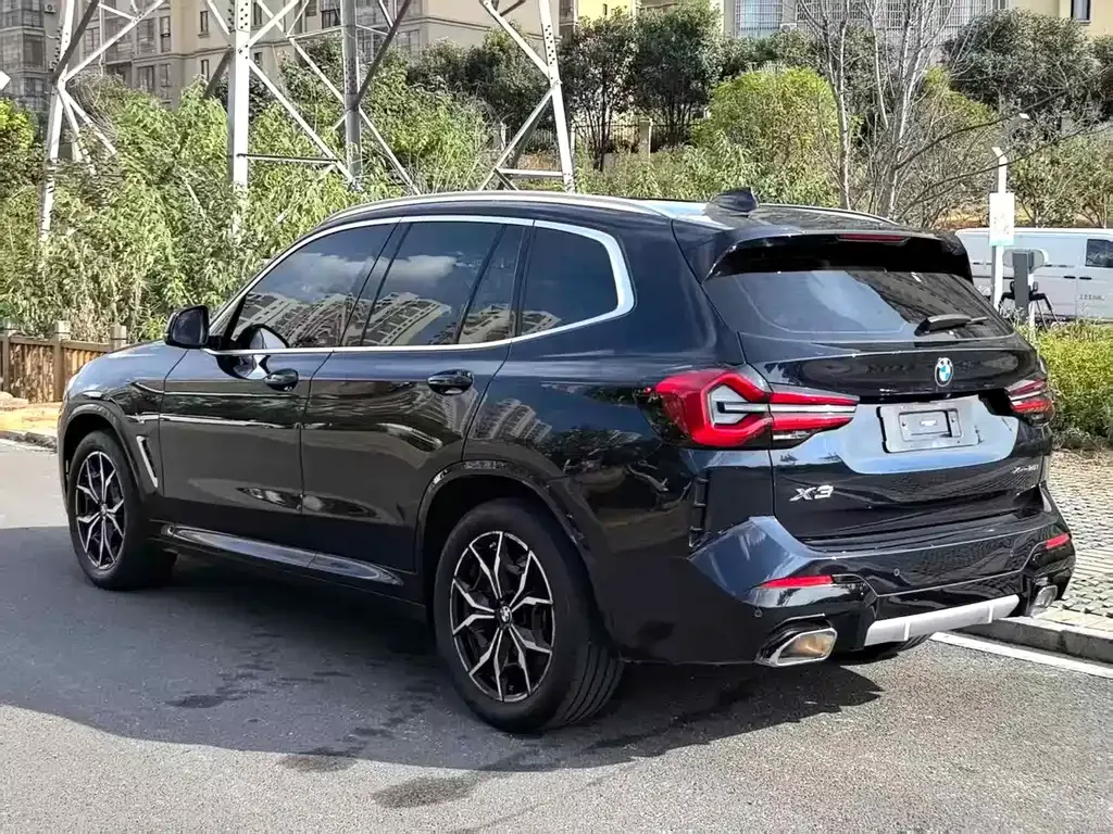 BMW X3 — фото 10