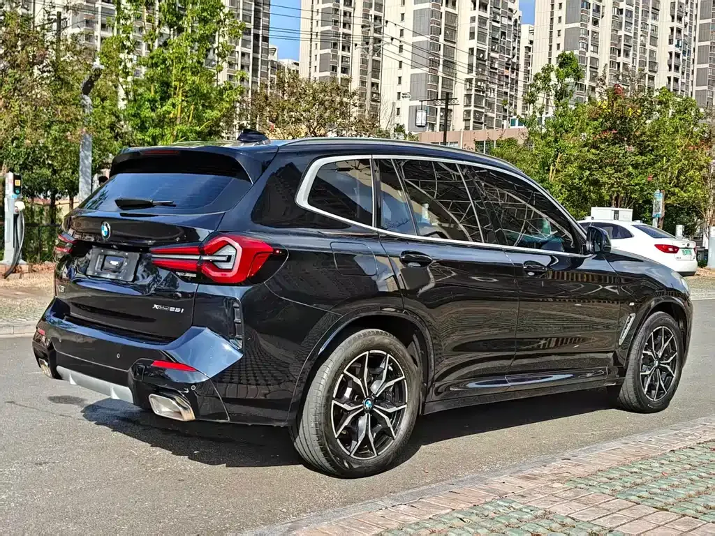 BMW X3 — фото 9