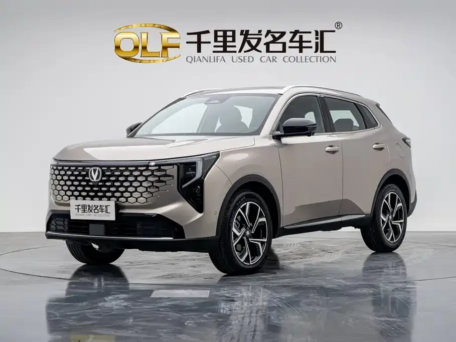 Changan CS55PLUS — фото 1