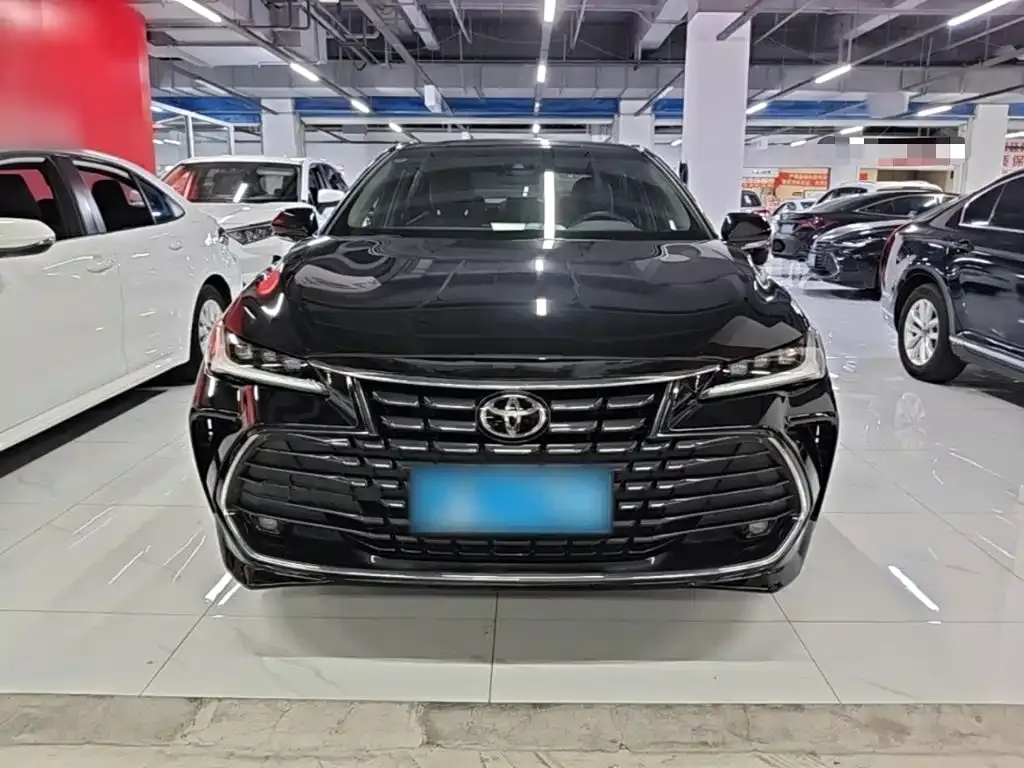 Toyota Avalon — фото 2