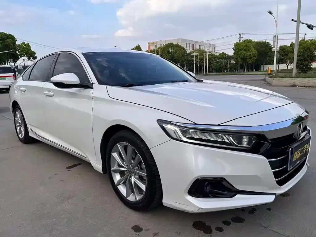 Honda Accord — фото 3