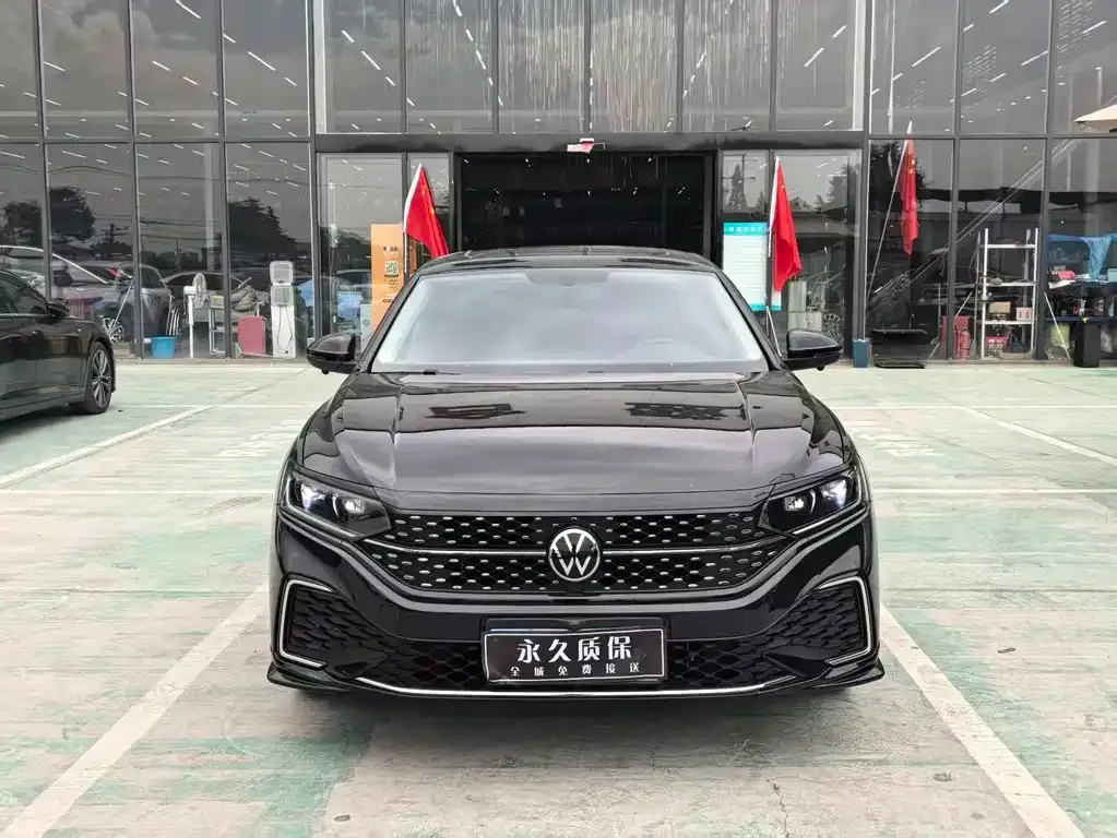 Volkswagen Passat — фото 2