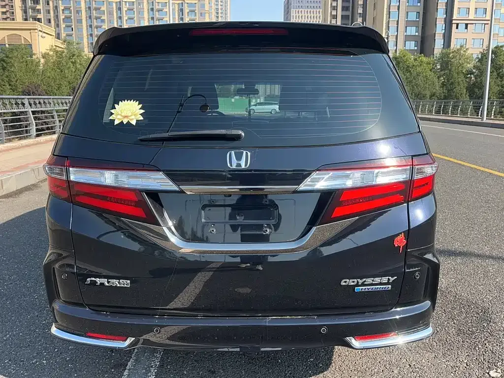 Honda Odyssey — фото 2