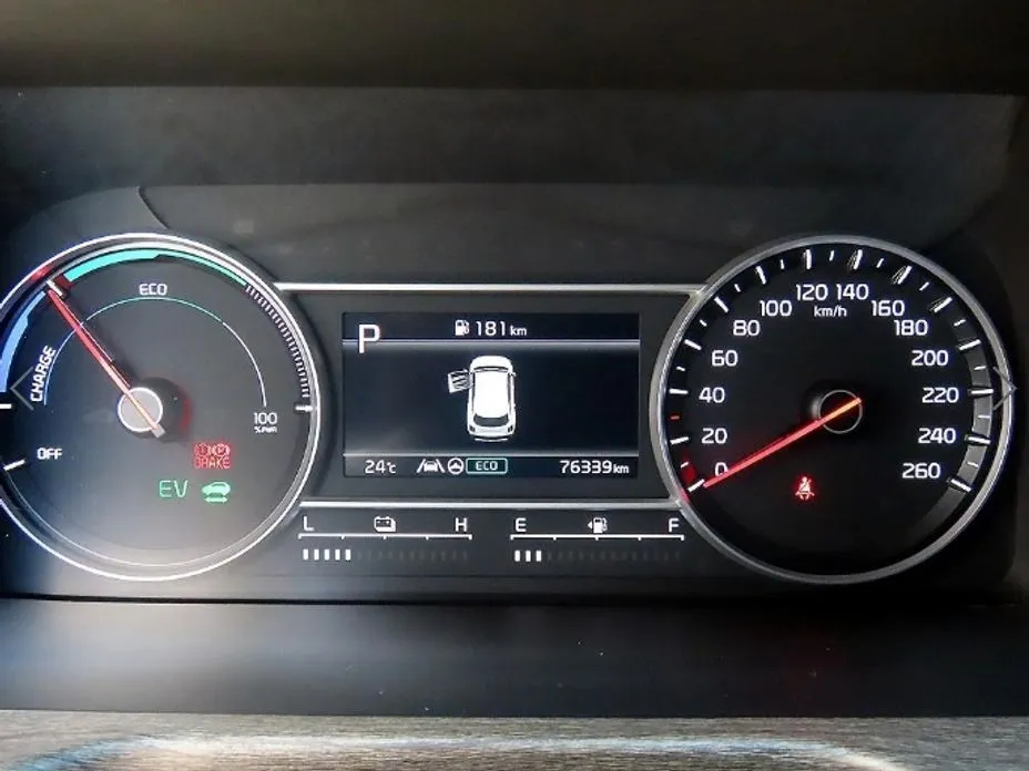 Kia Sorento — фото 3