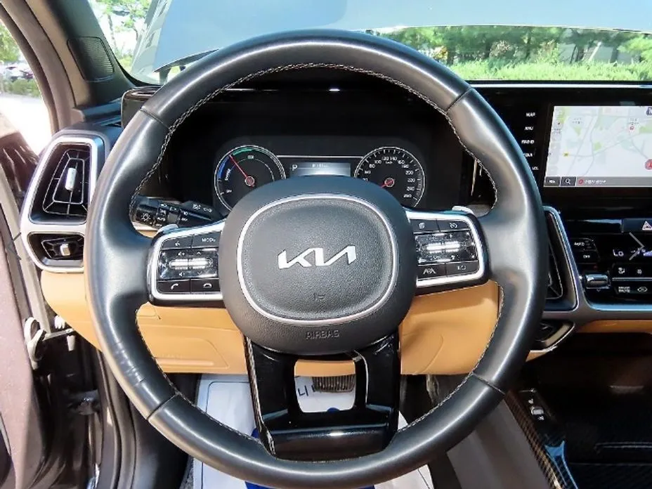 Kia Sorento — фото 5