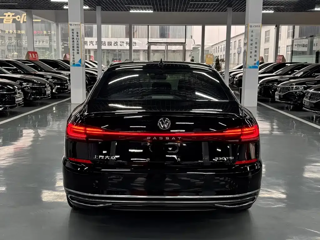 Volkswagen Passat — фото 5