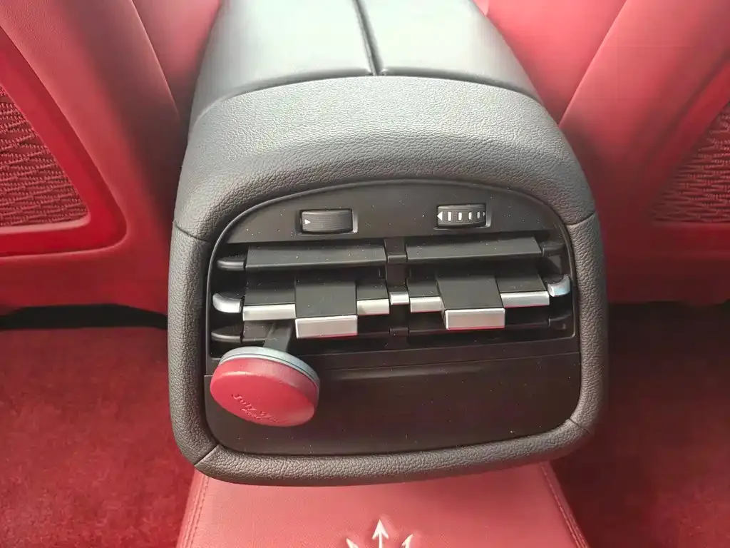 Maserati Ghibli — фото 3