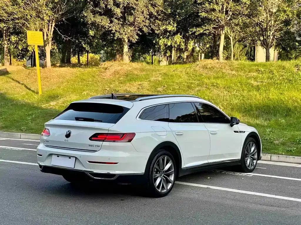Volkswagen CC — фото 6