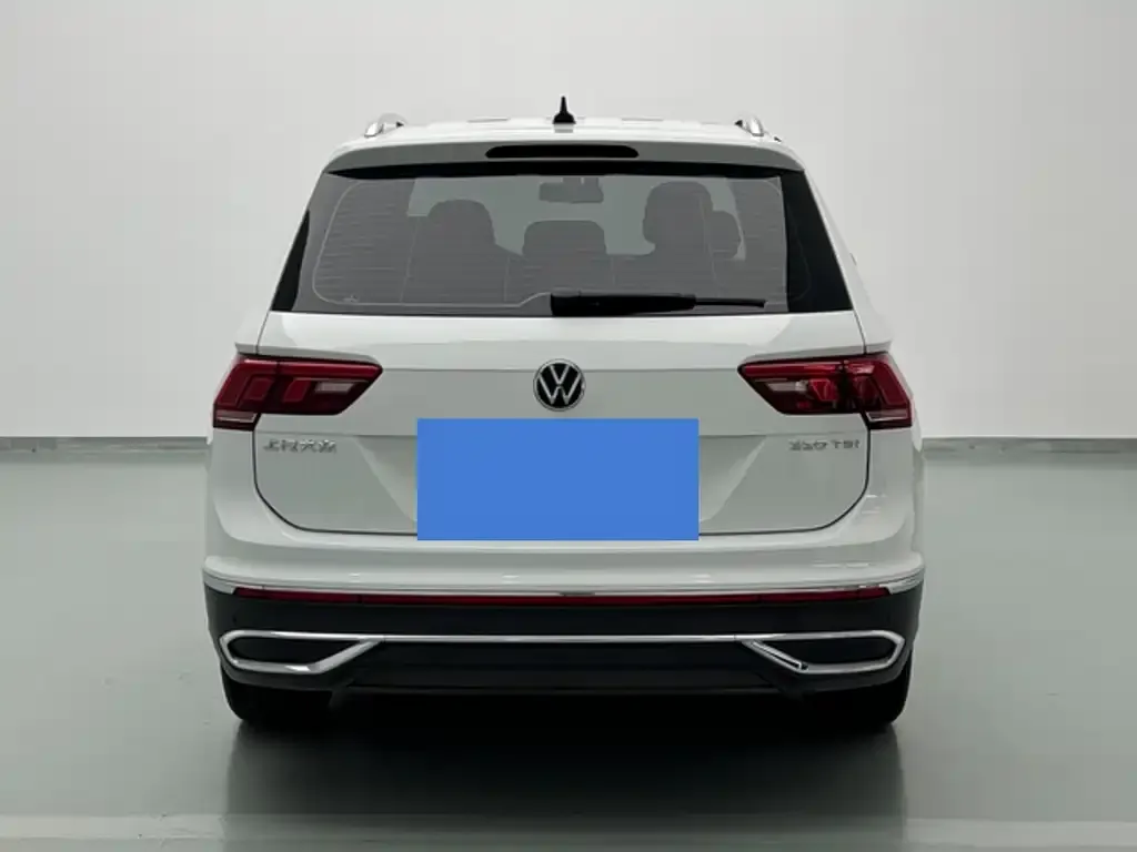 Volkswagen Tiguan L — фото 5