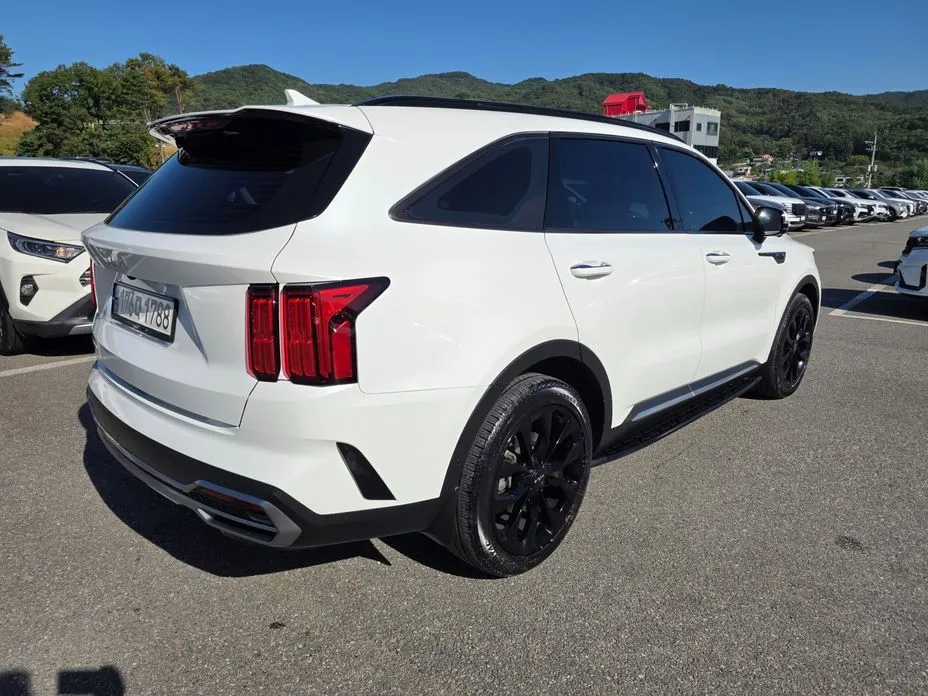 Kia Sorento — фото 3