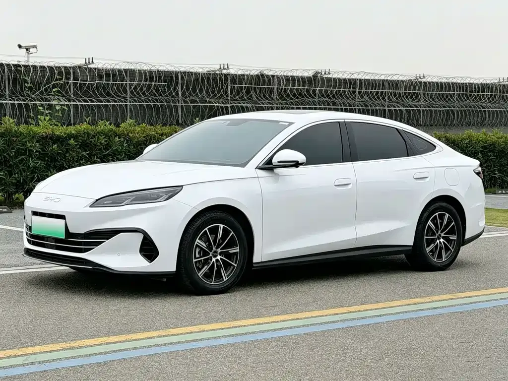 BYD Seal 06 — фото 1
