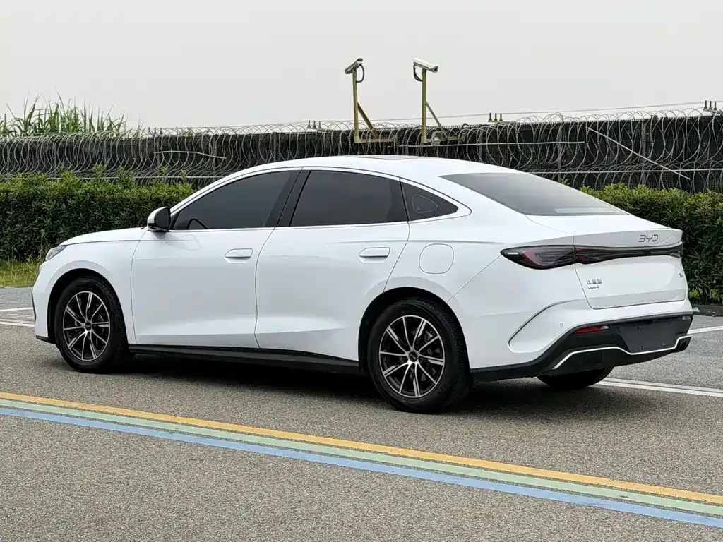 BYD Seal 06 — фото 8