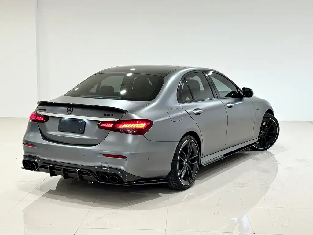 Mercedes-Benz E-Class AMG — фото 6