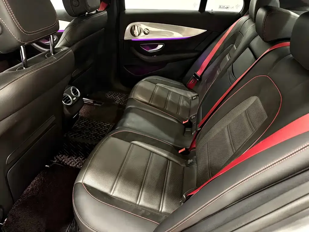 Mercedes-Benz E-Class AMG — фото 4