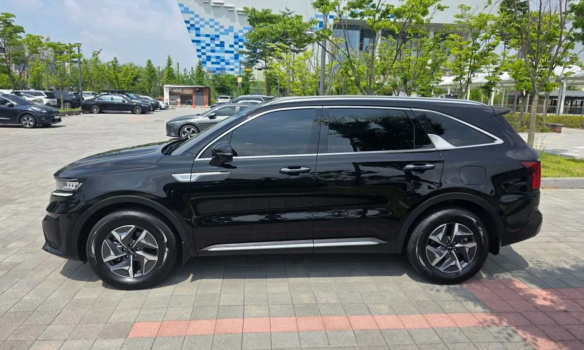 Kia Sorento — фото 4