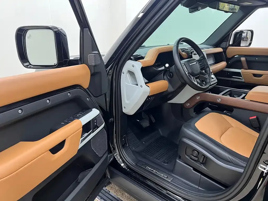 Land Rover Defender — фото 2