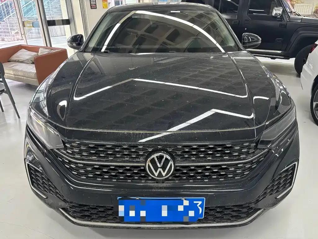 Volkswagen Passat — фото 9