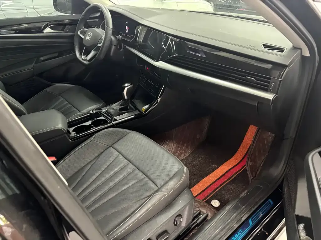 Volkswagen Passat — фото 8