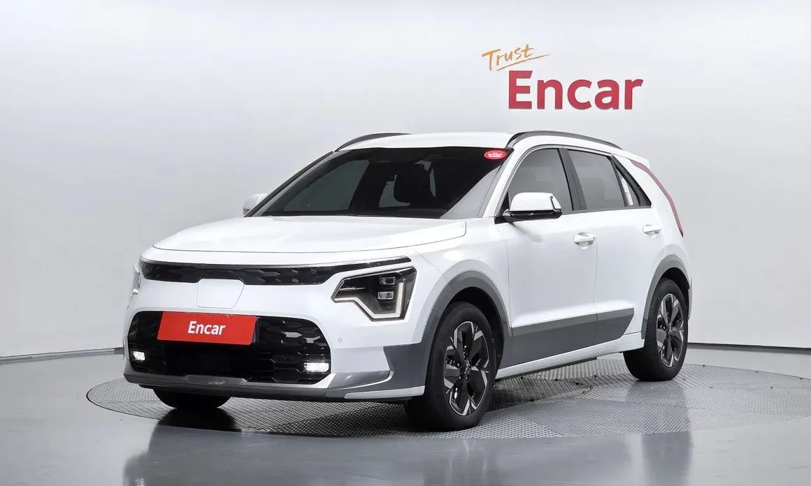 Kia Niro — фото 1