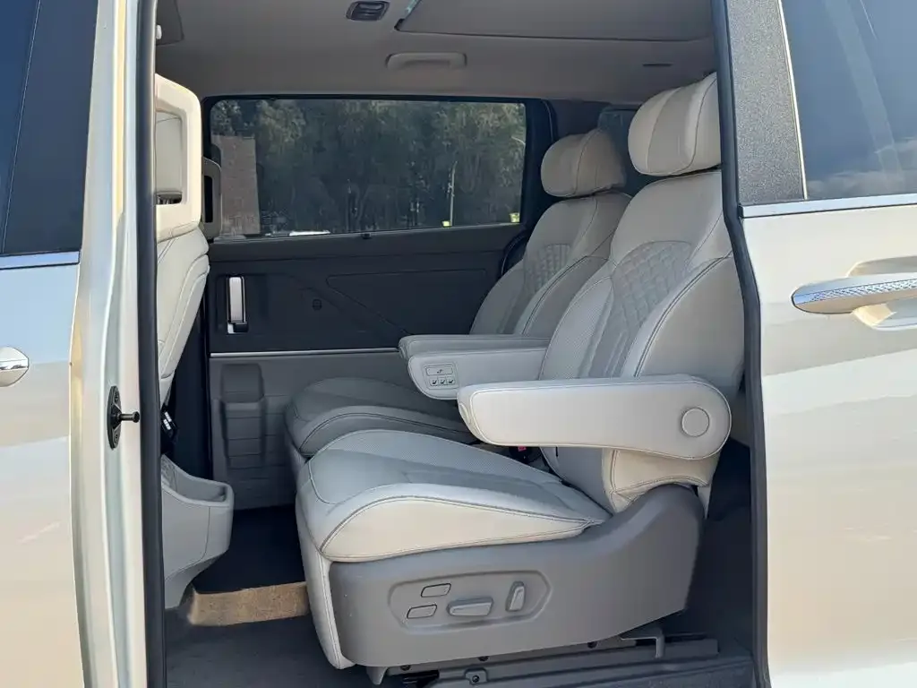 Hyundai Custo — фото 2