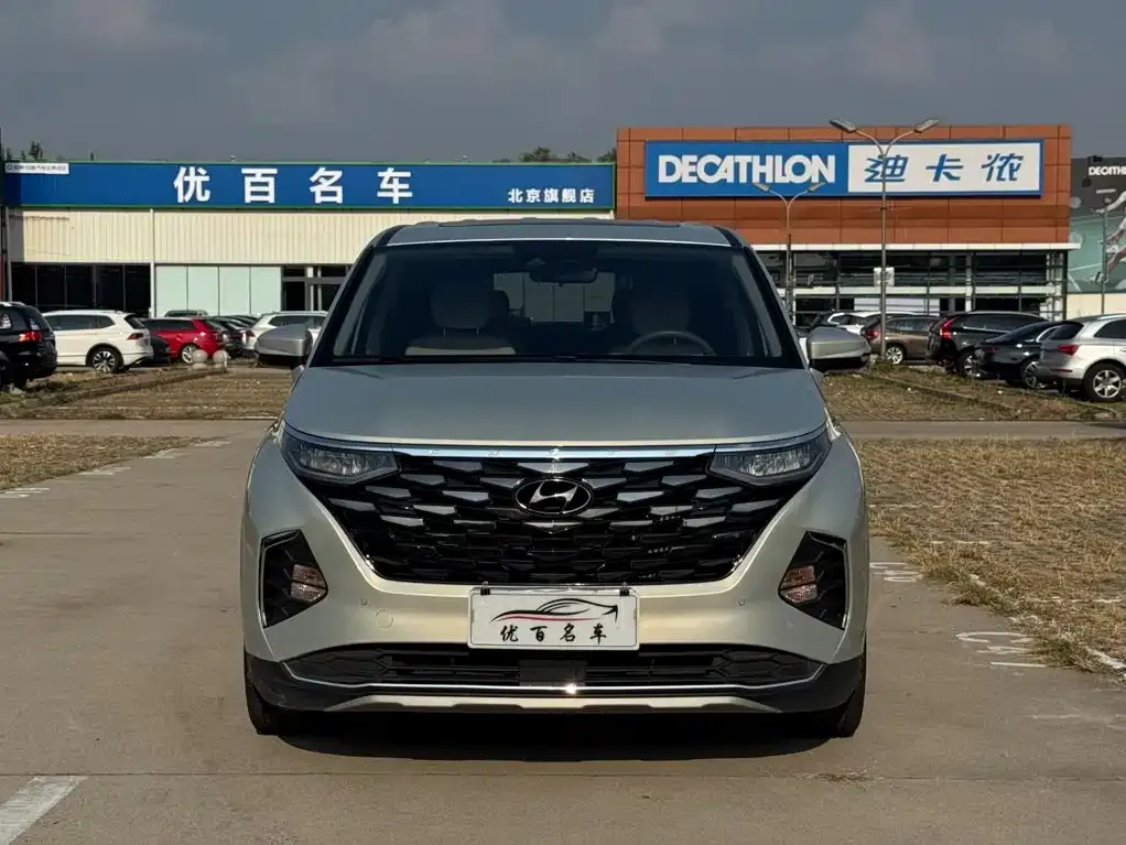 Hyundai Custo — фото 3