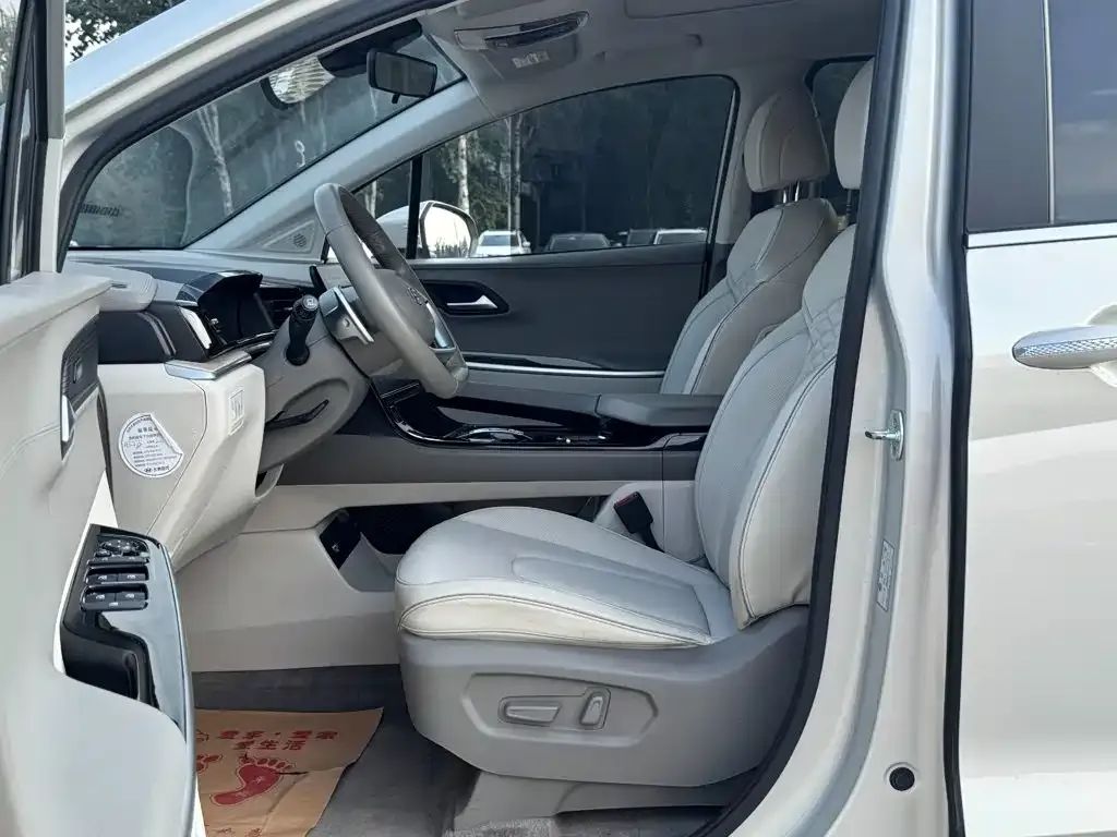 Hyundai Custo — фото 7
