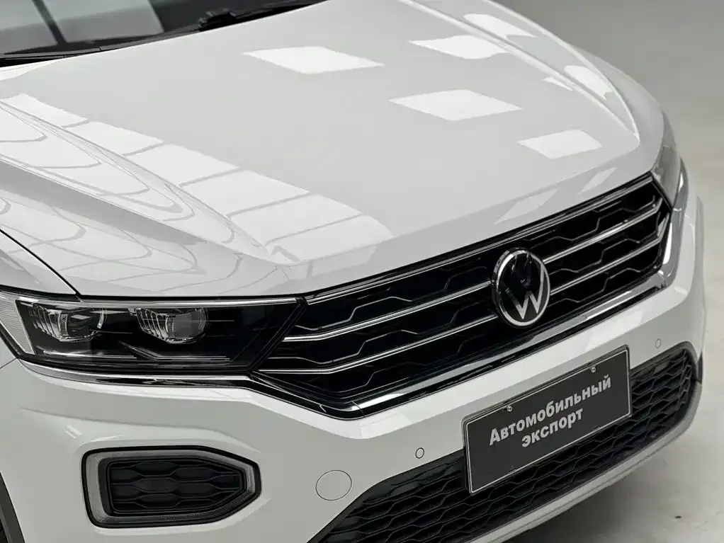 Volkswagen T-Roc — фото 4